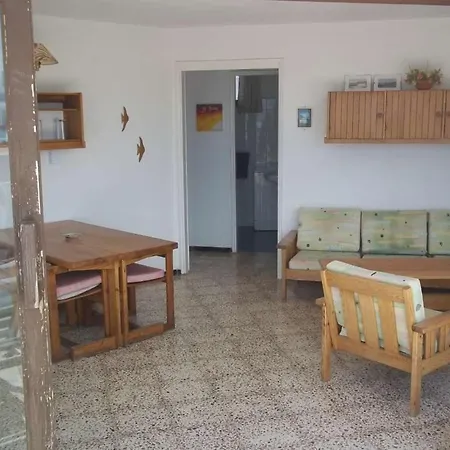 Nyaraló Sleeps 4 Wifi