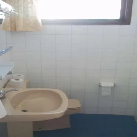 Sleeps 4 Wifi Nyaraló *